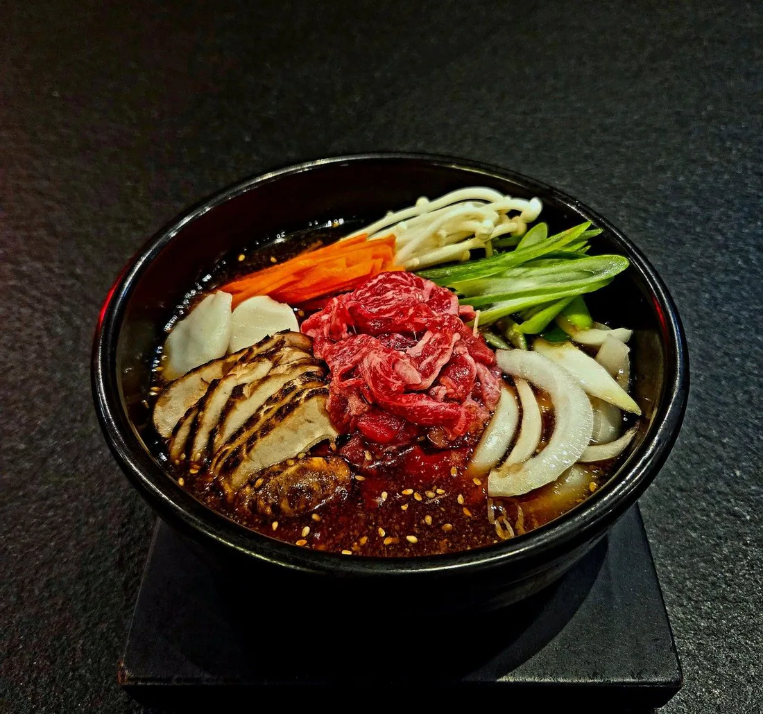 Premium Hanwoo 1++ Ttukbaegi Bulgogi