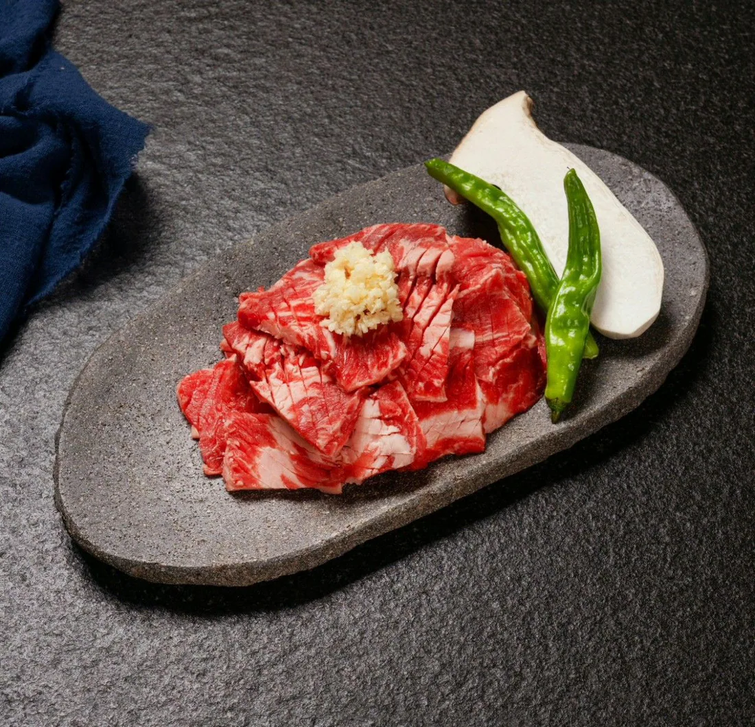 Premium Andong-Style Garlic-Marinated Rib Finger