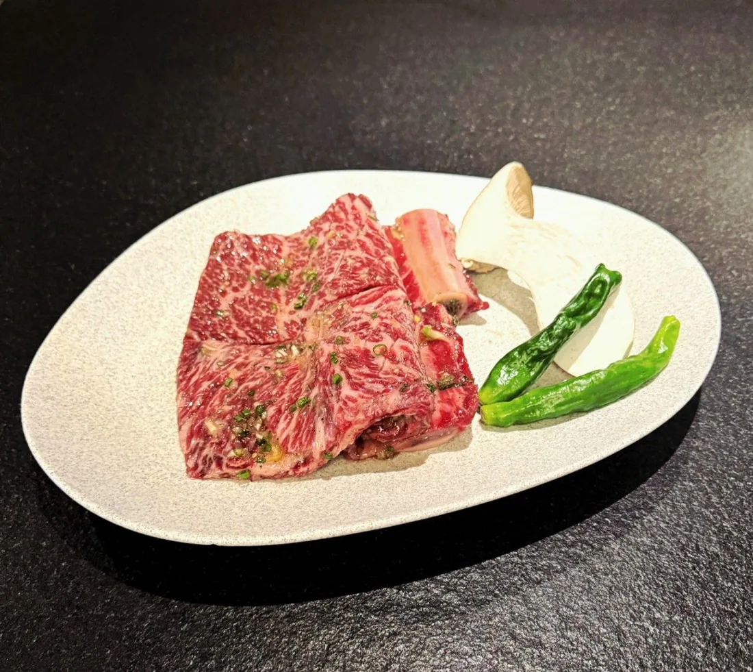 Premium Suwon-Style Salt-Seasoned Wang Galbi, Half Platter